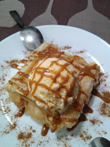 El Almacén Phone number