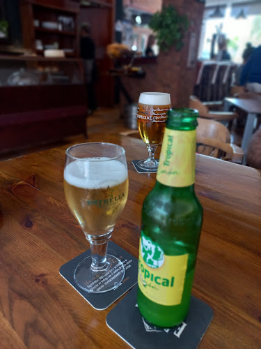 Comentarii opinii despre Esencia