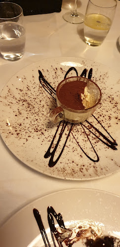 Assunta Madre - Gastronomía y hostelería