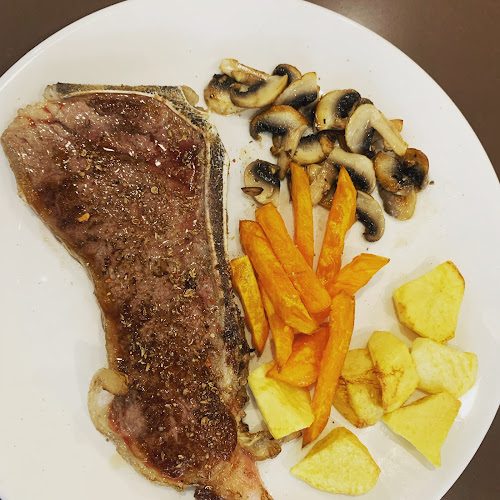 Opinii despre Morjane Bar Restaurant în Barcelona - Gastronomía y hostelería