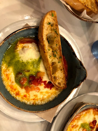 Comments and reviews of Ginos