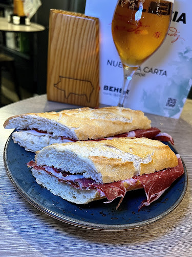 Pl. de l'Ajuntament, 16, Ciutat Vella, 46002 València, Valencia