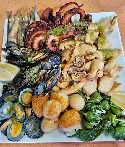 Café Bar El Muellito - Gastronomía y hostelería