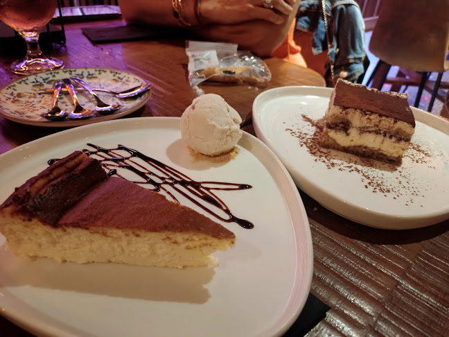 C. Luis Montoto, 32, 41018 Sevilla