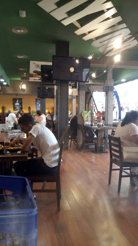 Foster's Hollywood - Gastronomía y hostelería