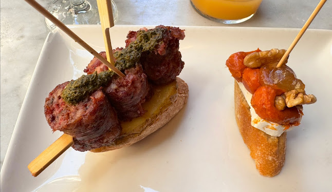 La Esquinita de Blai Phone number