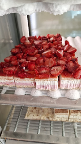 Carrer de Coïmbra, 22, Horta-Guinardó, 08032 Barcelona