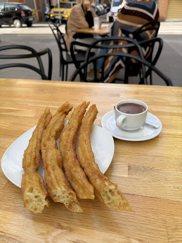 Opinii despre Churrería Heladería Los Olivares în Valencia - Gastronomía y hostelería