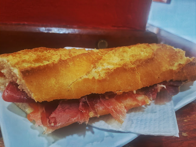 Comentarii opinii despre La Perla Montgat Fleca Cafeteria