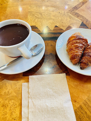 Glass Café 1997 S L