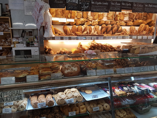 Opinii despre Horno Valencia în Valencia - Gastronomía y hostelería