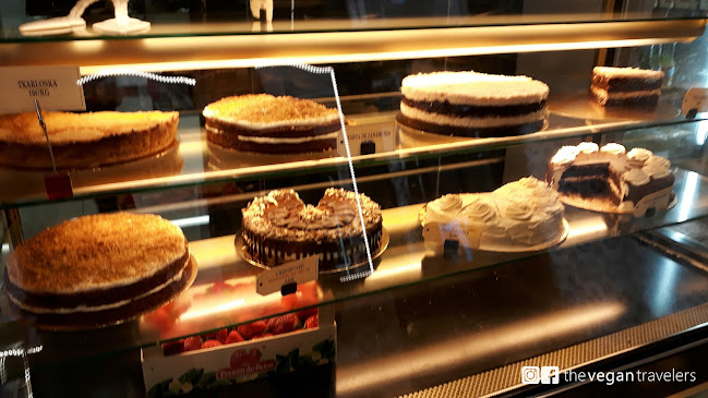 Txarloska Pastelería Vegana Open Times