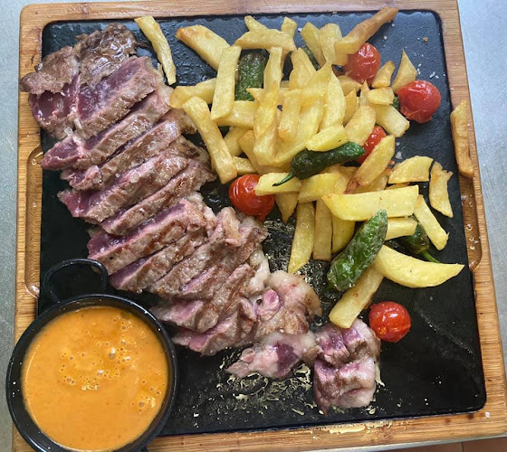 LUADA BLUE Restaurante Gallego - Zaragoza