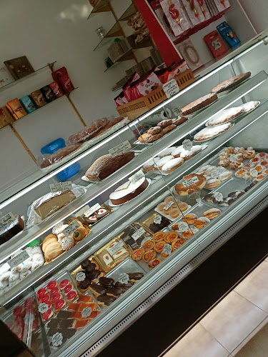 Opinii despre Confitería-Pastelería La Cierva în Santiago de la Ribera - Gastronomía y hostelería