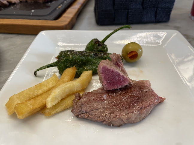 Comments and reviews of Restaurante Cinco Jotas Sevilla