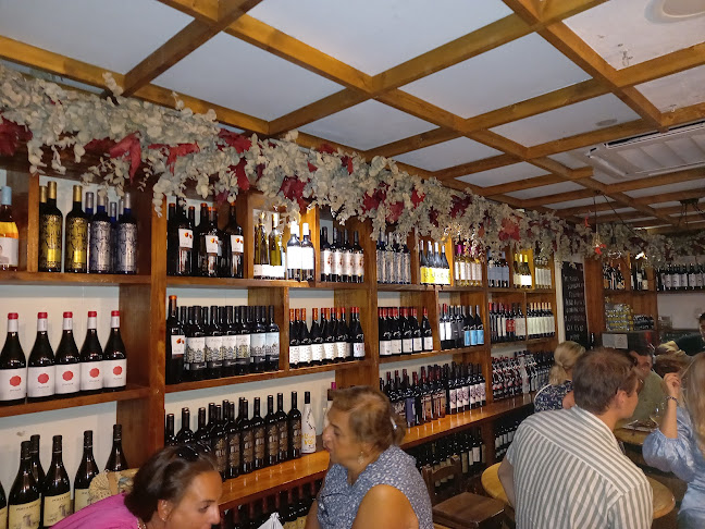 Vinoymás EXPERIENCE Tienda Gourmet•Catas•Club del Vino. - Gastronomía y hostelería