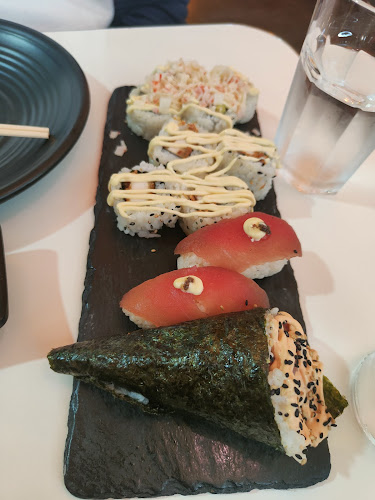 Comentarii opinii despre Restaurante L.San Sushi Ramen