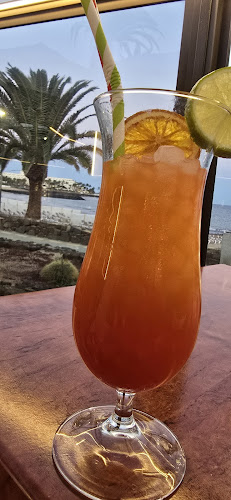 Opinii despre Surfwings în Costa Teguise - Gastronomía y hostelería