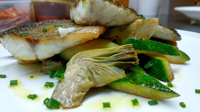 Opinii despre Umami Bistro Bar în Valencia - Gastronomía y hostelería