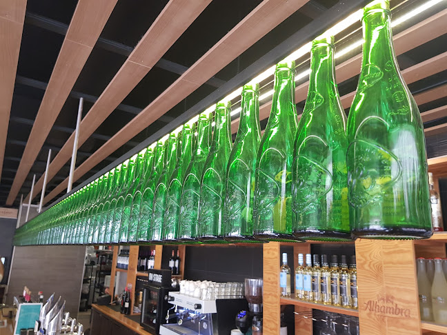 C. Alhamar, 41, Ronda, 18004 Granada