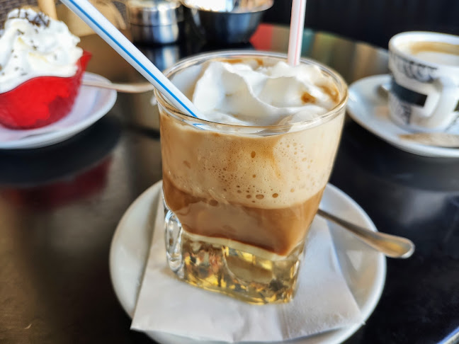 Comentarii opinii despre Cafetería Los Helvetas