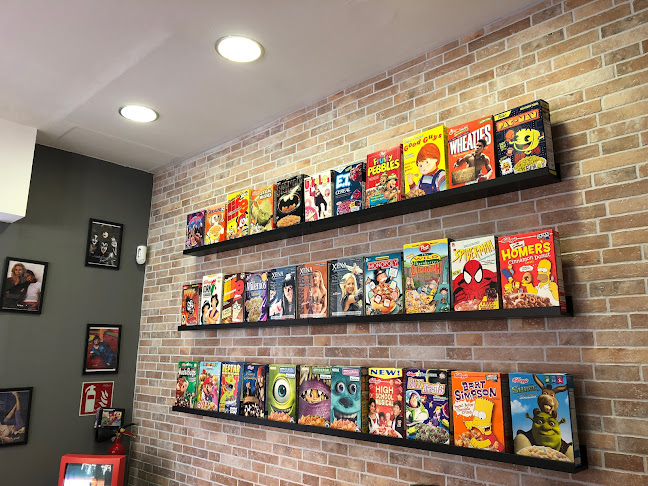 Opinii despre RETROFLAKES 199X în Palma - Gastronomía y hostelería