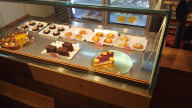 Panet Maduixa - Forn de Pa, Pastisseria i Cafeteria Open Times