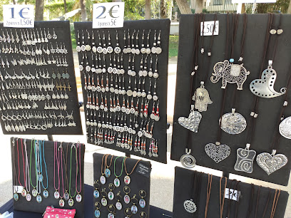 Opinii despre Mercado AFDAI Parque de Mª Luisa în Sevilla - Gastronomía y hostelería