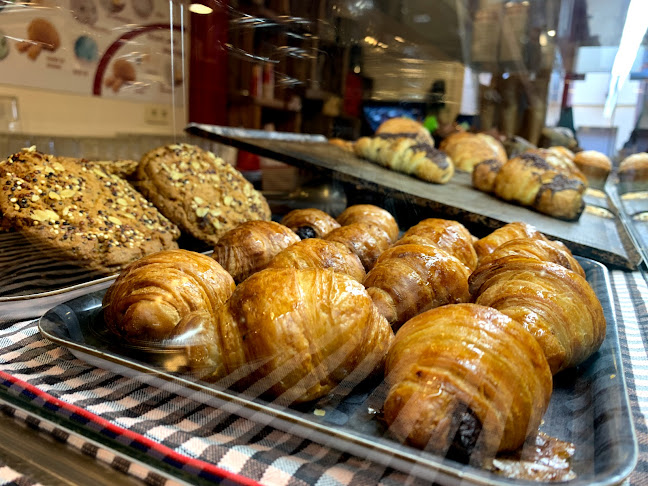 Comentarii opinii despre Gelateria La Jijonenca