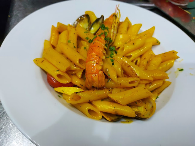 Av. de la Mare de Déu de Montserrat, 71, Horta-Guinardó, 08024 Barcelona