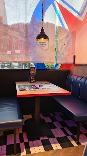 Comentarii opinii despre Foster's Hollywood