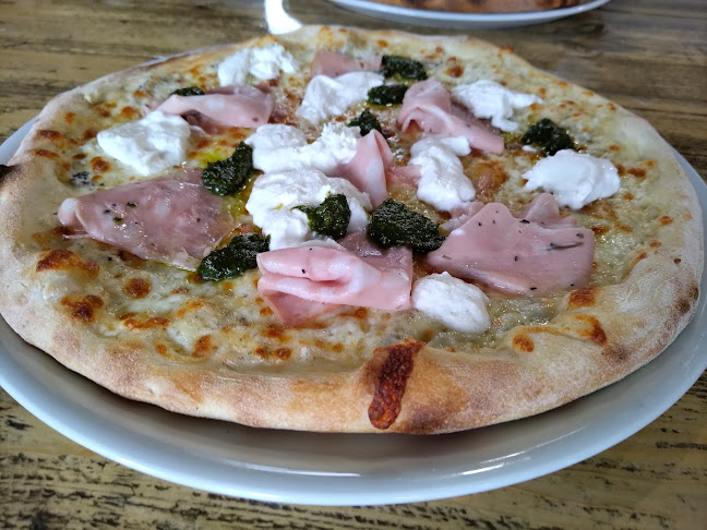 C. de Sangenjo, 29, local 8, Fuencarral-El Pardo, 28034 Madrid