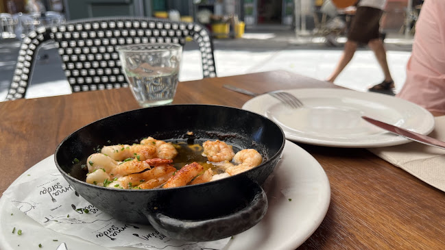 Pl. de la Alfalfa, 3, Casco Antiguo, 41004 Sevilla