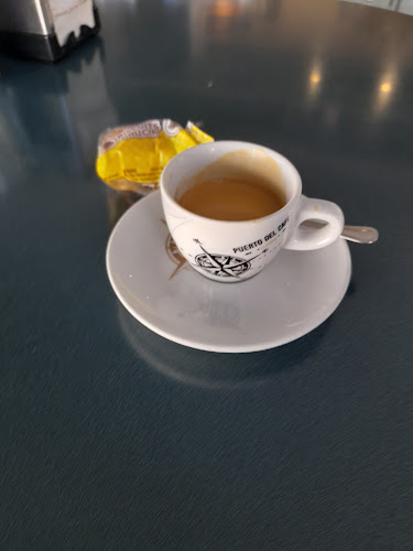 Opinii despre Cafe Laxes în Vilagarcía de Arousa - Gastronomía y hostelería