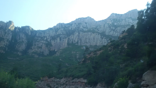 Opinii despre Vila Vallbona în Monistrol de Montserrat - Gastronomía y hostelería