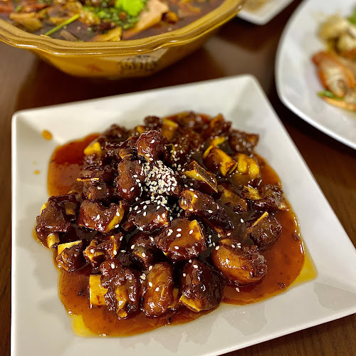 Restaurante Casa de Fideos Hongjie Open Times