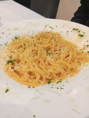 A vÁnvera Phone number