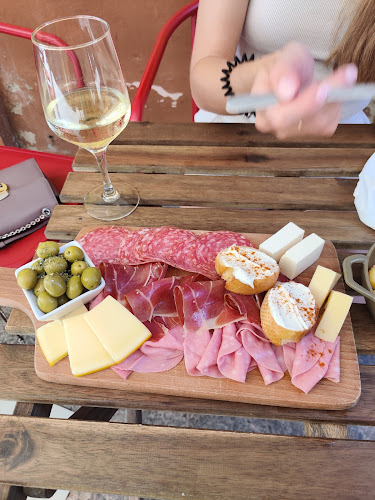 Comentarii opinii despre Filos