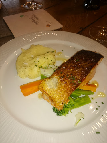 Casa Grau Phone number