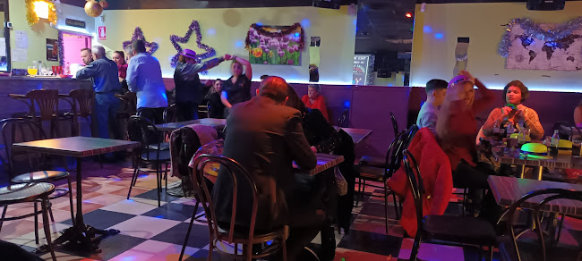 KARAOKE ARMONIAS - Gastronomía y hostelería