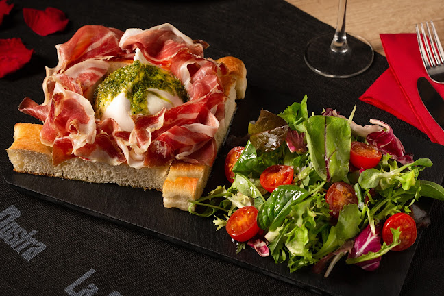 La Cosa Nostra Ristorante Pizzeria