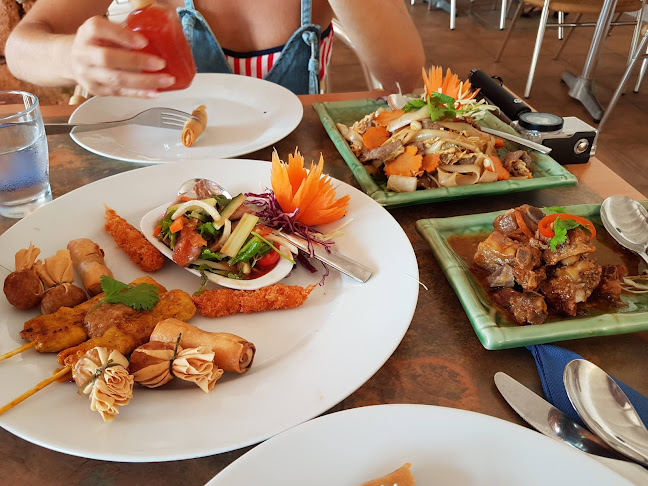 Opinii despre La Boyera Thai Menorca în Mahón - Gastronomía y hostelería