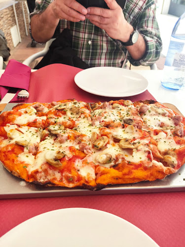 Pizza Mania - Gastronomía y hostelería