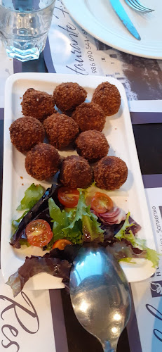 R. de Madrid, 34, 36960 Sanxenxo, Pontevedra