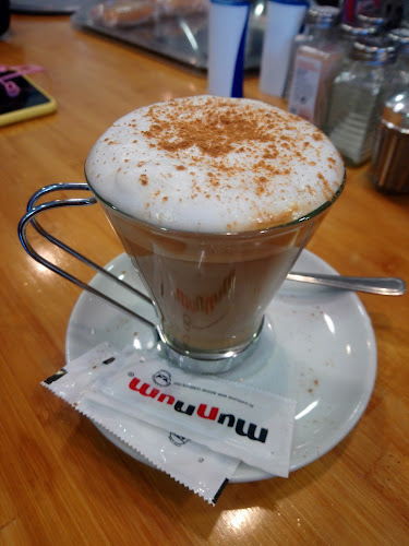 Opinii despre Cafetería Bar Augusta în Palma - Gastronomía y hostelería