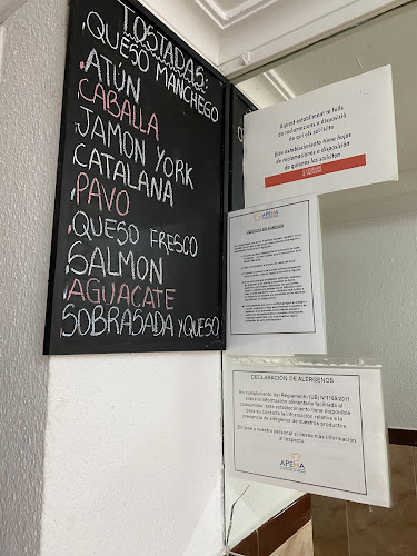 Opinii despre Esquitino Cafetería în Alicante - Gastronomía y hostelería