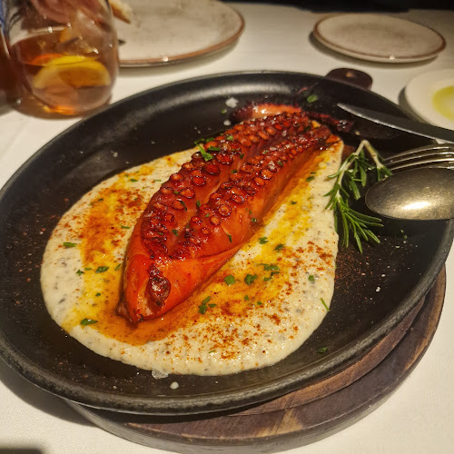 Raza Madrid Barquillo - Gastronomía y hostelería