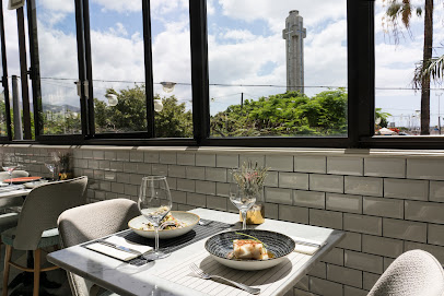 Compostelana Plaza de España