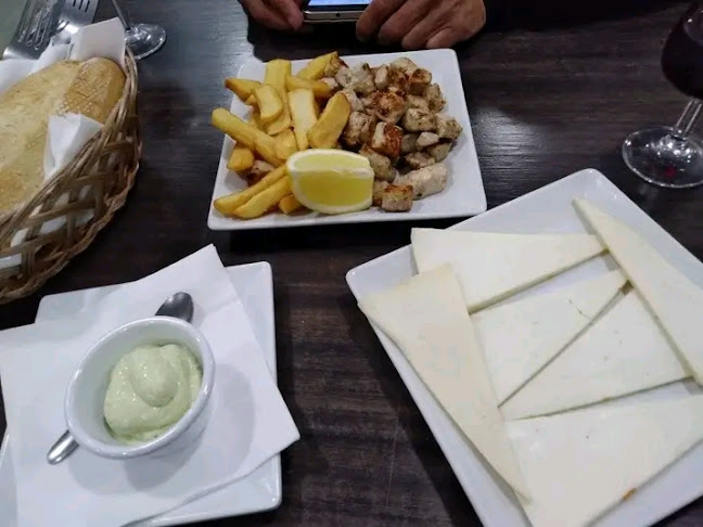 Bar Cafetería Carlos V Open Times