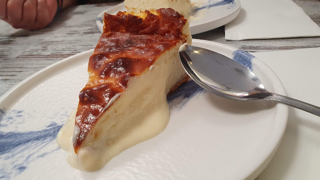 Moflete by Joe Burger - Cuenca